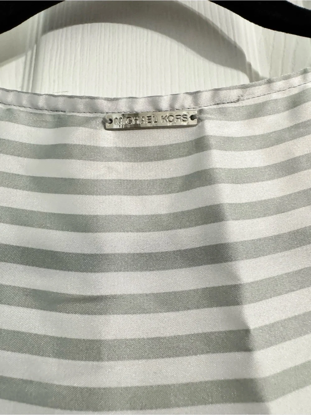 Michael Kors Gray White Striped Sleeveless Tank Blouse Top XL Satin Look